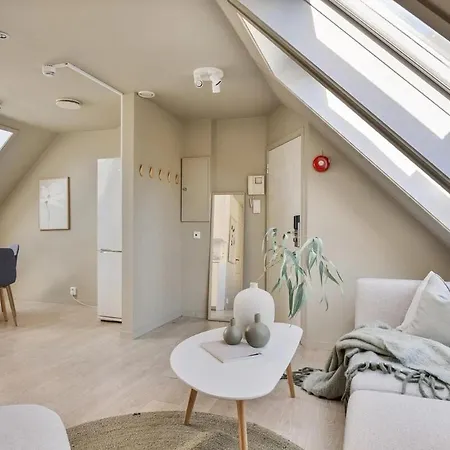 Top-floor Gem With Views * ベルゲン